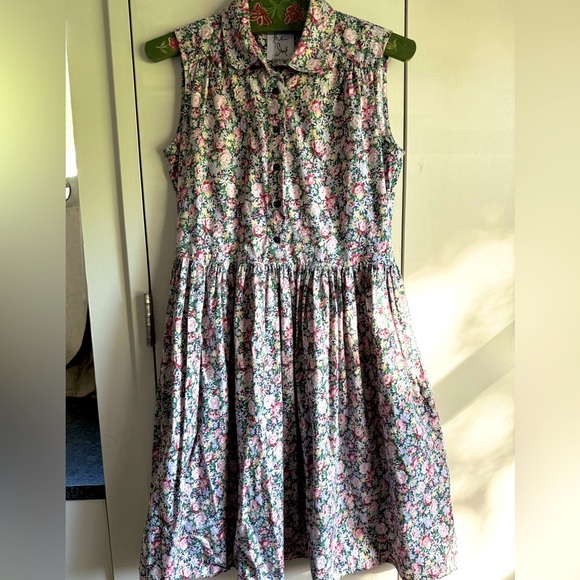 The Shirt by Rochelle Sleeveless Behrens Floral Shirt Dress, msrp $195, S - Picture 3 of 16